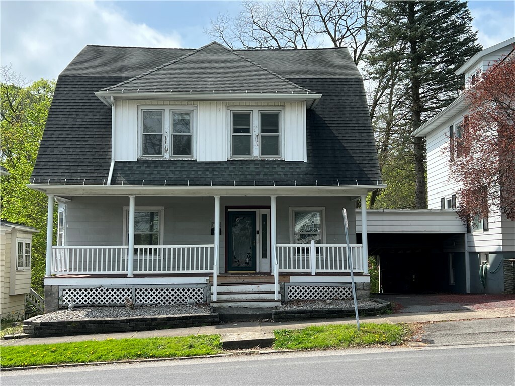 Property Photo:  369 Castle Street  NY 14456 