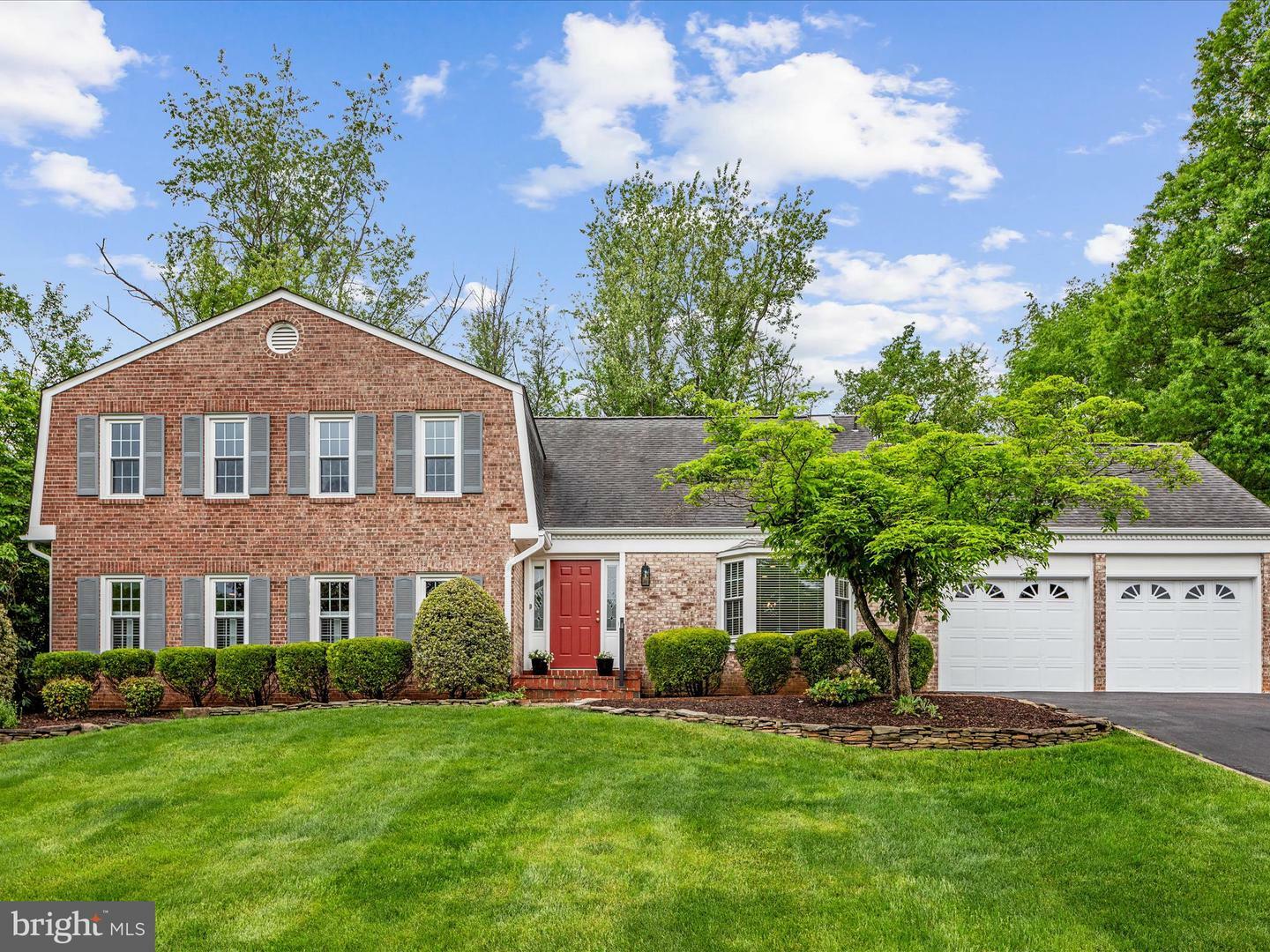 Property Photo:  1434 Rosewood Hill Drive  VA 22182 