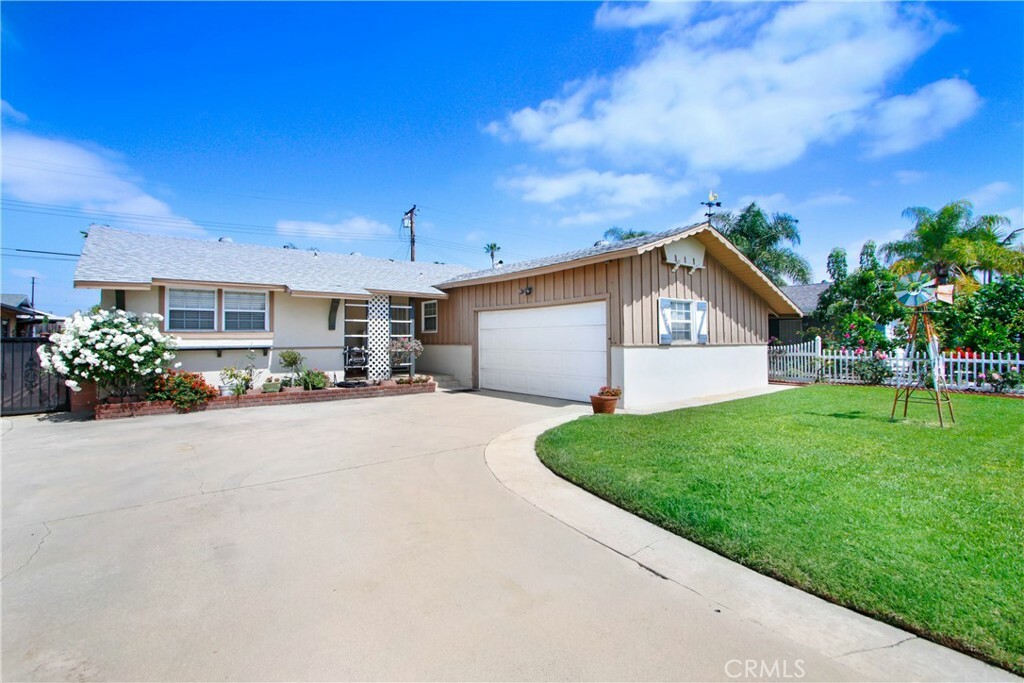 Property Photo:  617 Broadmoor Avenue  CA 91744 