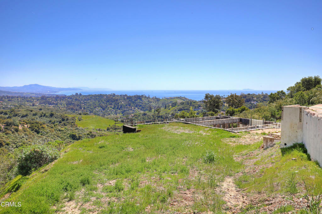 Property Photo:  2108 Gibraltar Road  CA 93105 