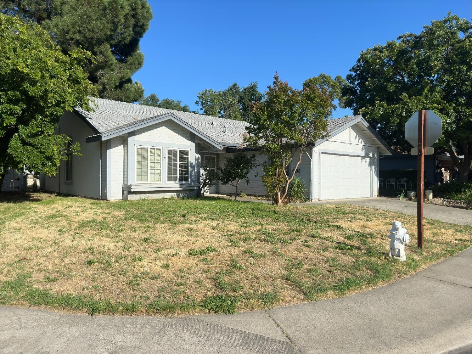 Property Photo:  7646 Antelope Hills Drive  CA 95843