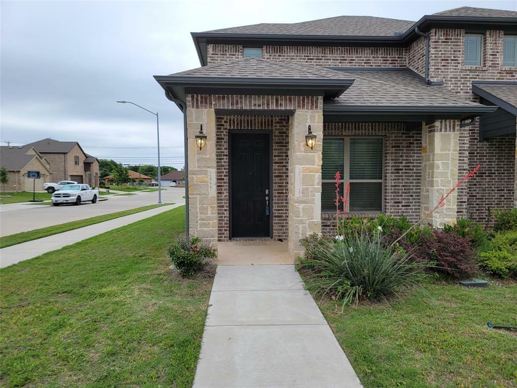 Property Photo:  6720 Windlord Drive  TX 76179 