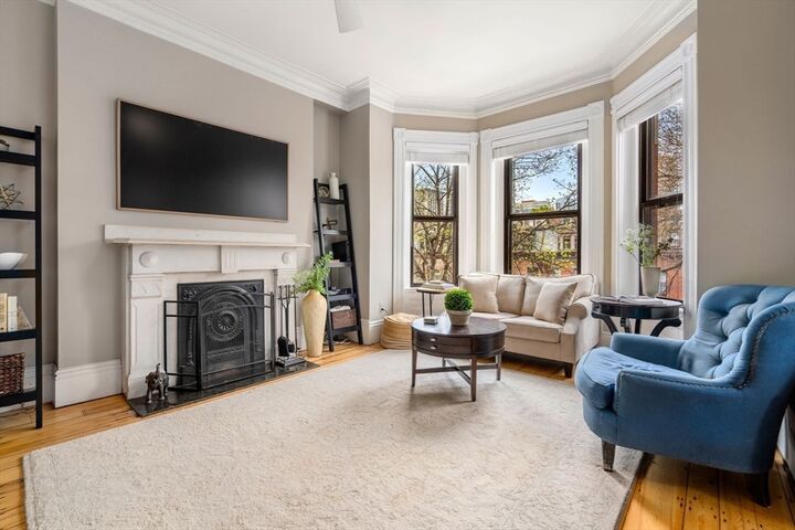 Property Photo: 142 Warren Avenue 3 MA 02116
