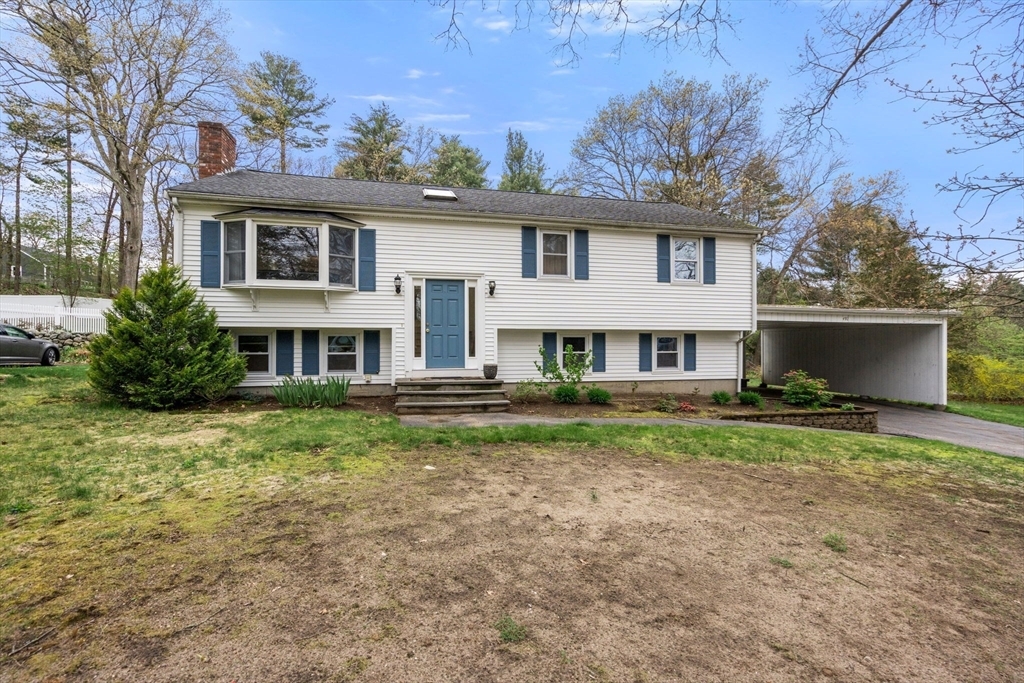 Property Photo:  492 Elm Street  MA 01701 