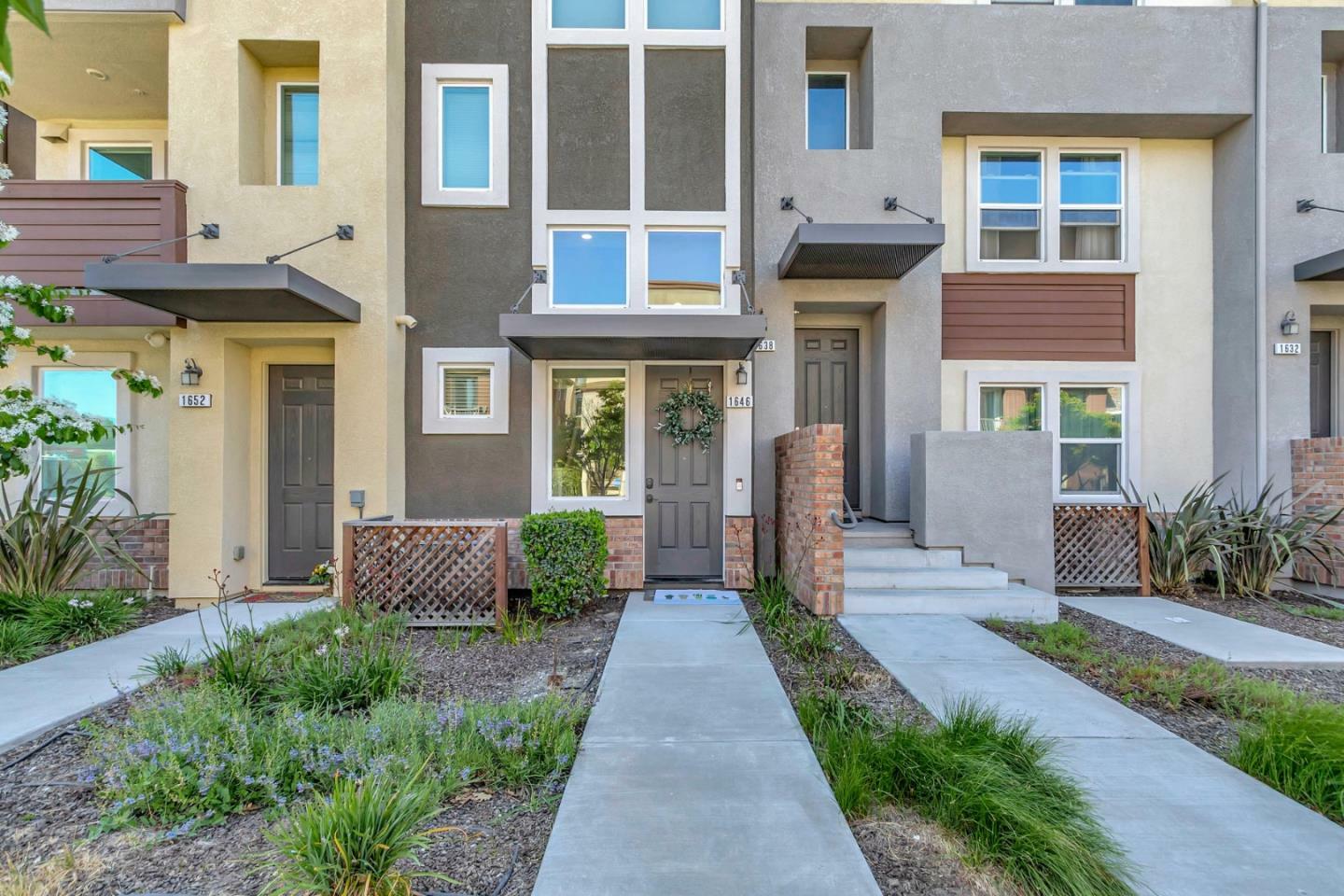 Property Photo:  1646 Mercado Way  CA 95131 