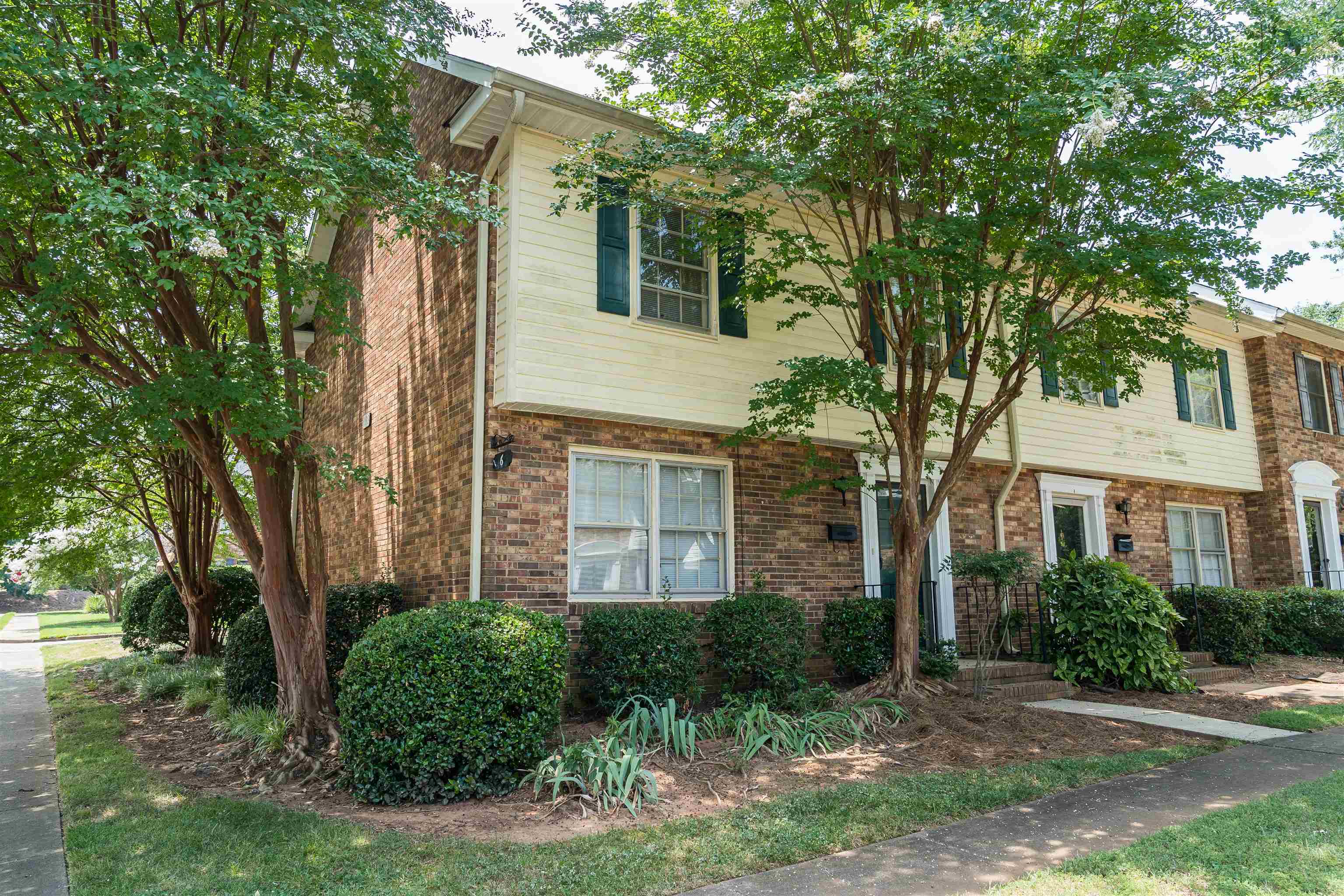 1466 Dover Road  Spartanburg SC 29301 photo