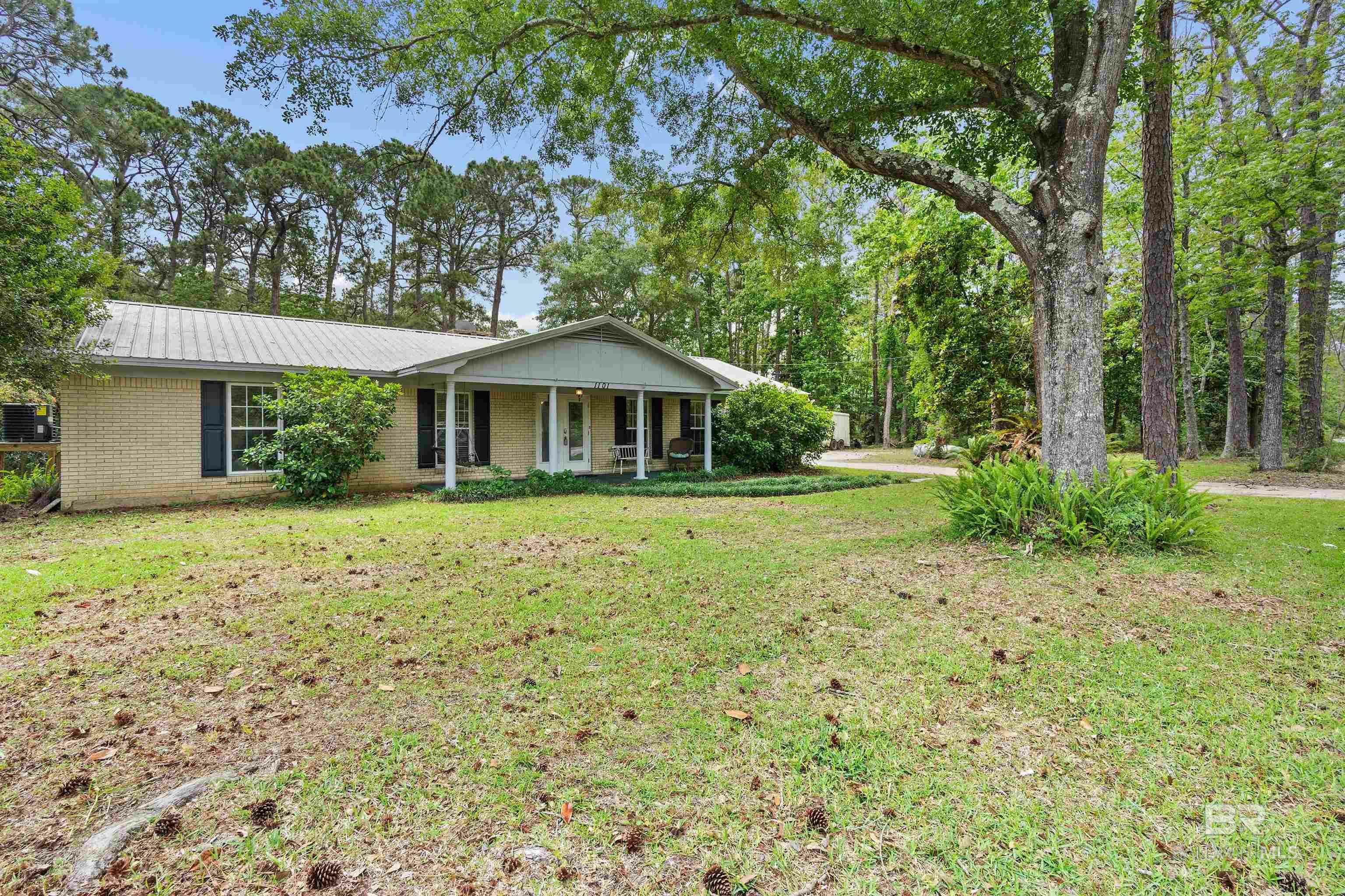 Property Photo:  1101 Alabama Avenue  AL 36528 