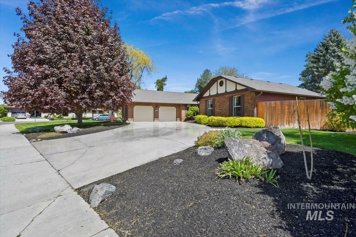 Property Photo:  1272 S. Tanager  ID 83709 