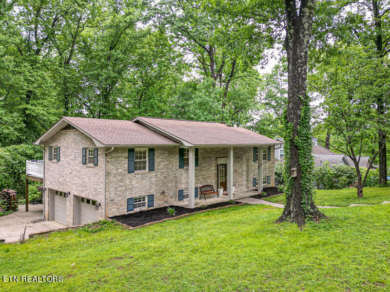 6713 Ottari Drive  Knoxville TN 37918 photo