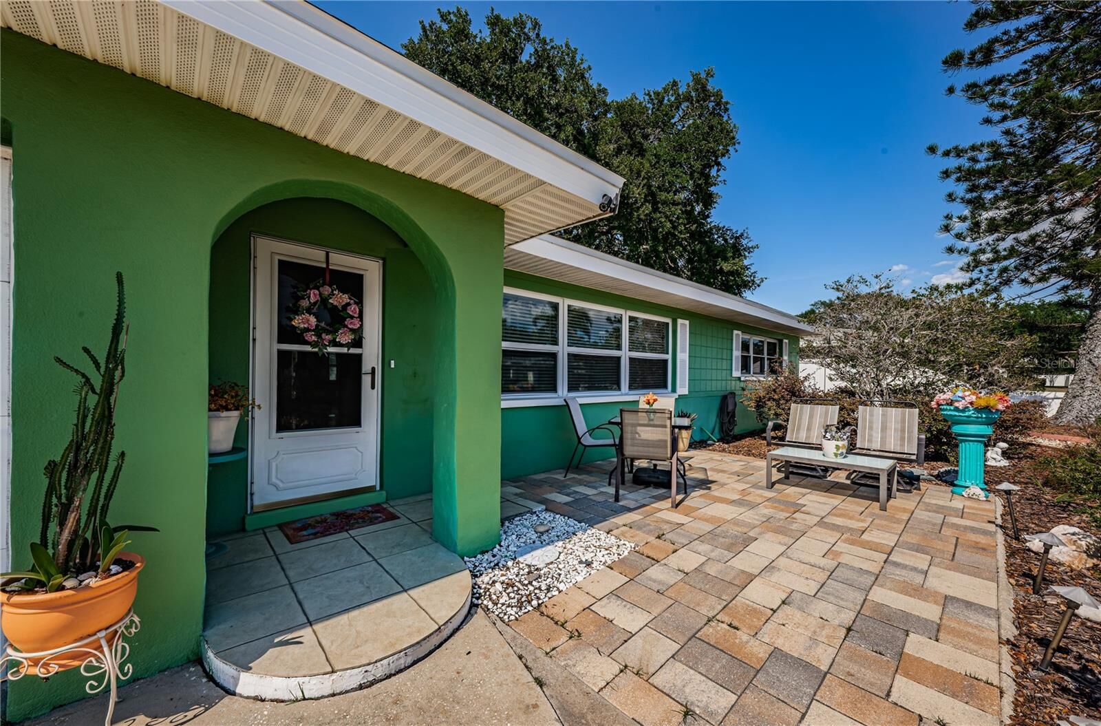 Property Photo: 13747 Bermuda Drive FL 33776