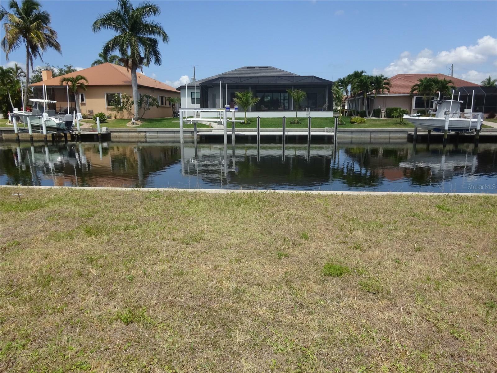 Property Photo:  3611 Bonaire Court  FL 33950 