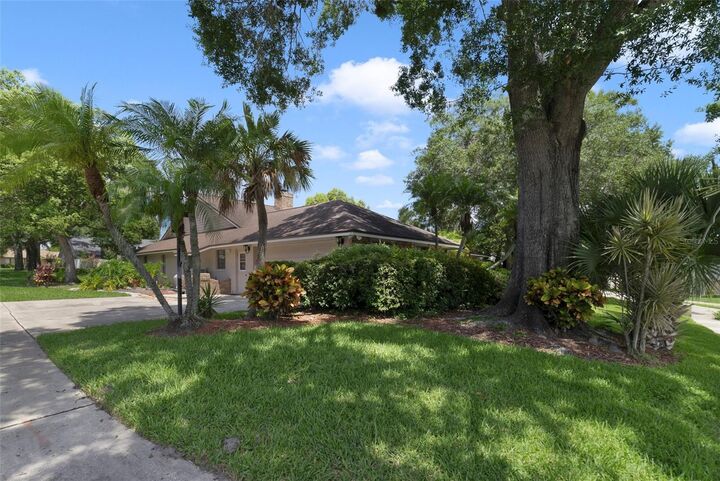 Property Photo:  347 Needles Trail  FL 32779 