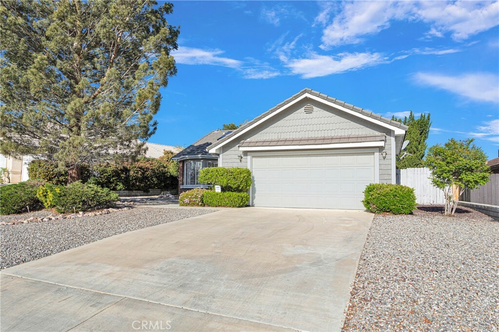 Property Photo:  13200 Rain Shadow Road  CA 92395 