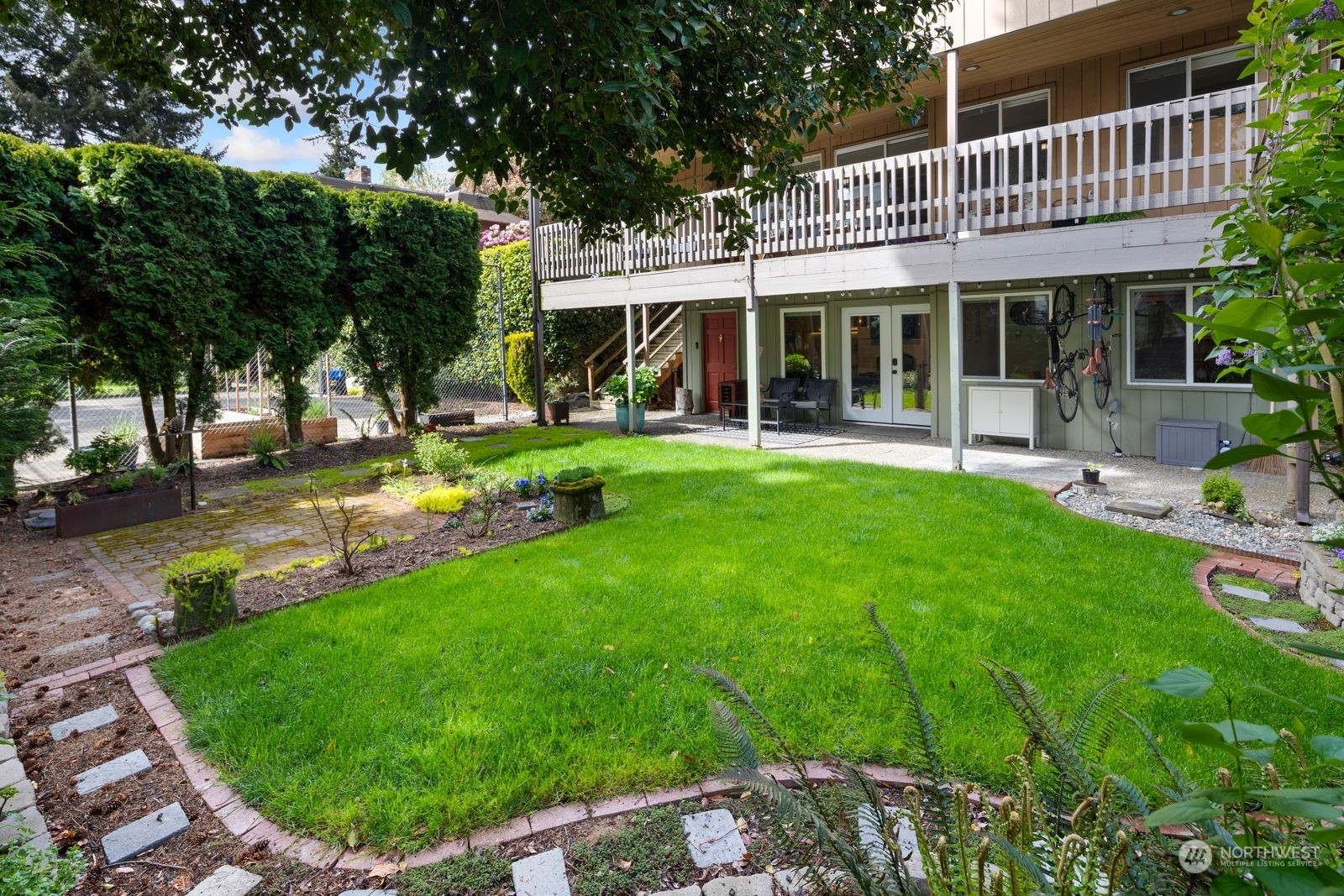 Property Photo: 2320 49th Avenue SW 2320 WA 98116