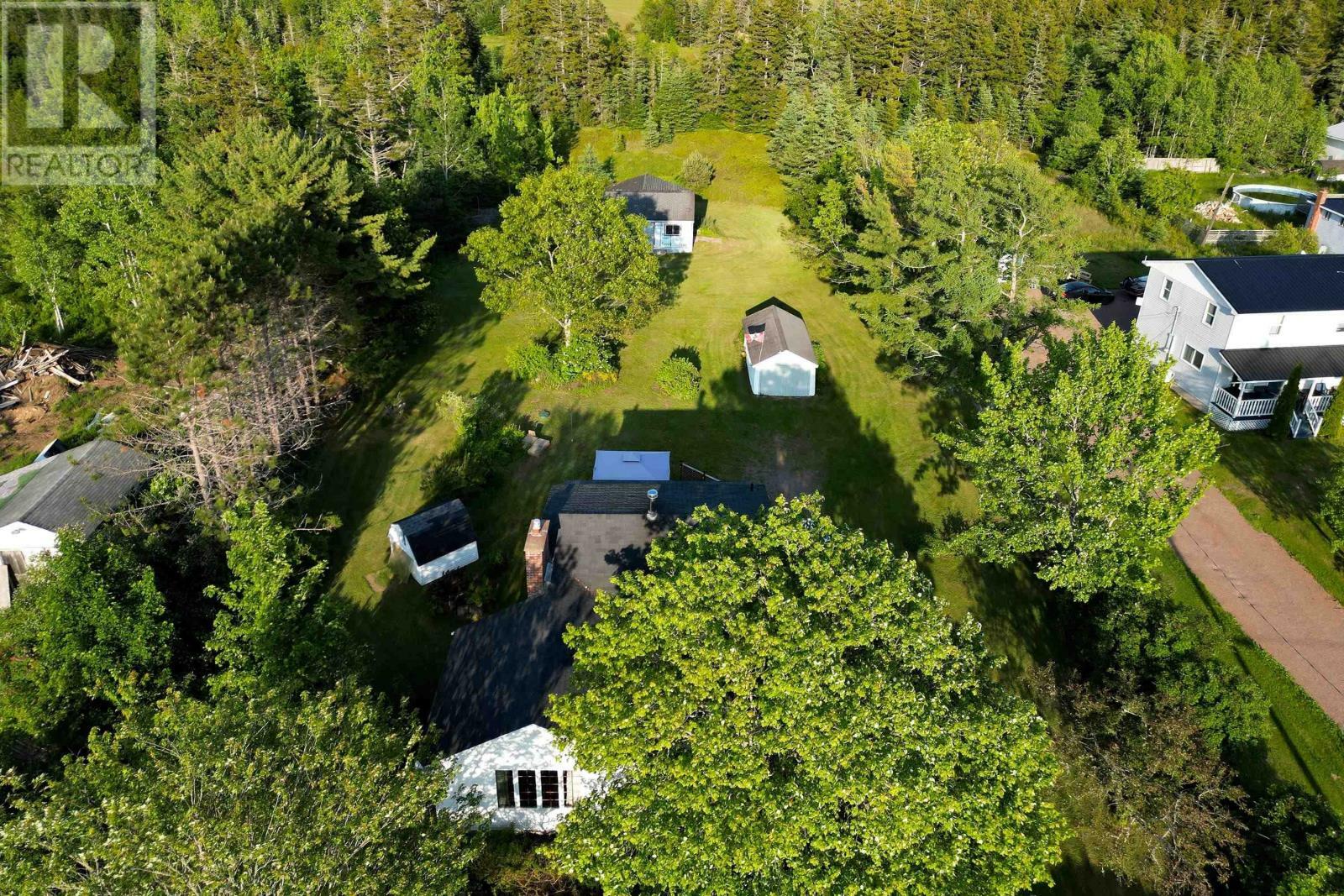 Property Photo:  77 Wharf Road  NS B0M 1K0 