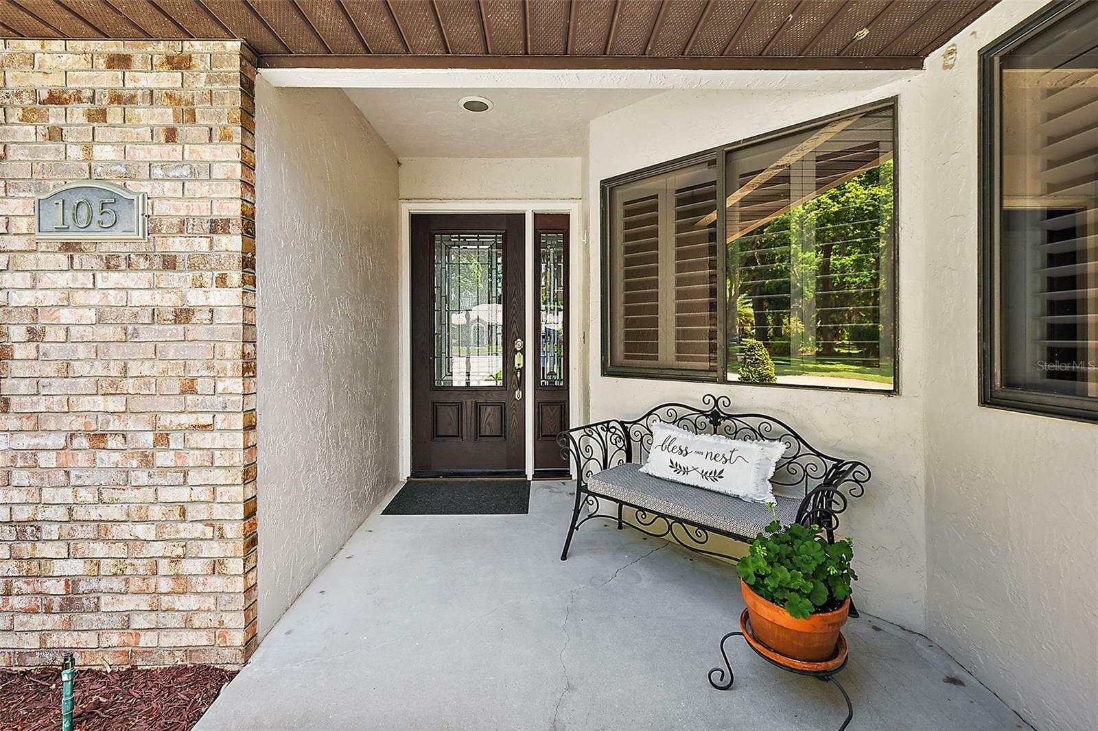 Property Photo: 105 Greentree Lane FL 34797