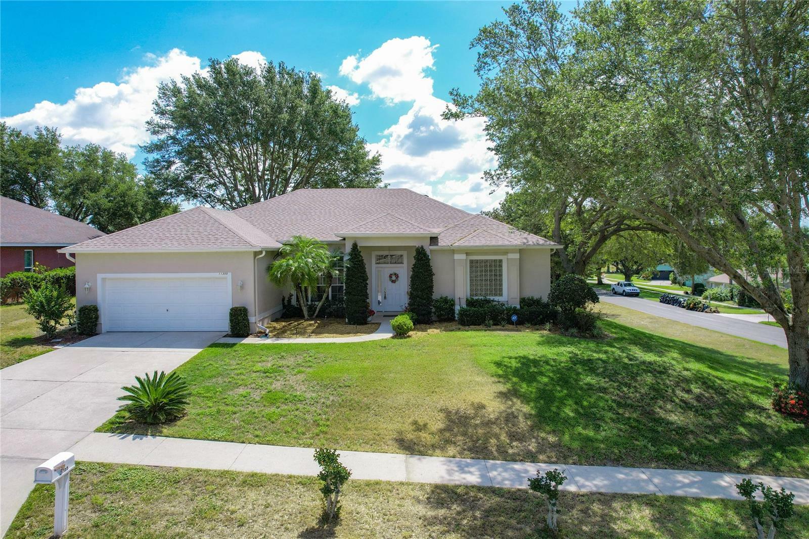 Property Photo:  11300 Summit View Way  FL 34711 