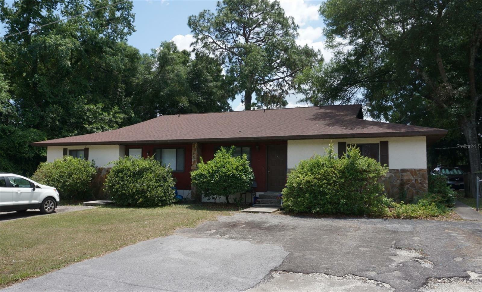 Property Photo:  3720 NE 41st Street All Units  FL 34479 