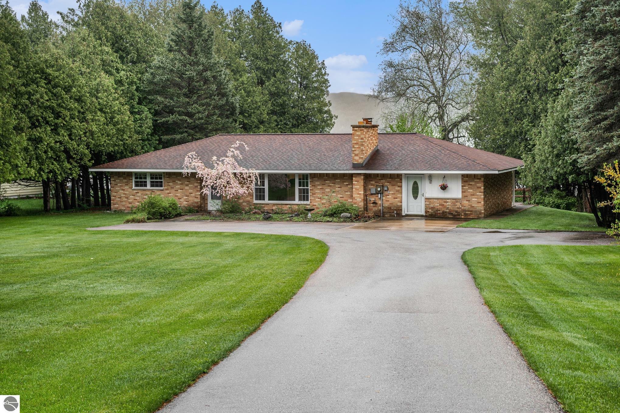 Property Photo:  136 S Intermediate Lake Drive  MI 49622 