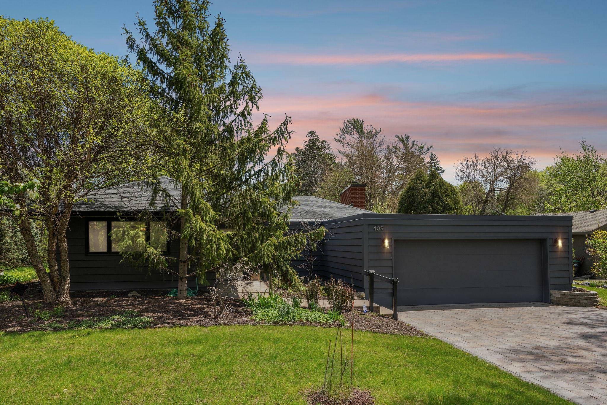 Property Photo: 409 Ottawa Avenue S MN 55416