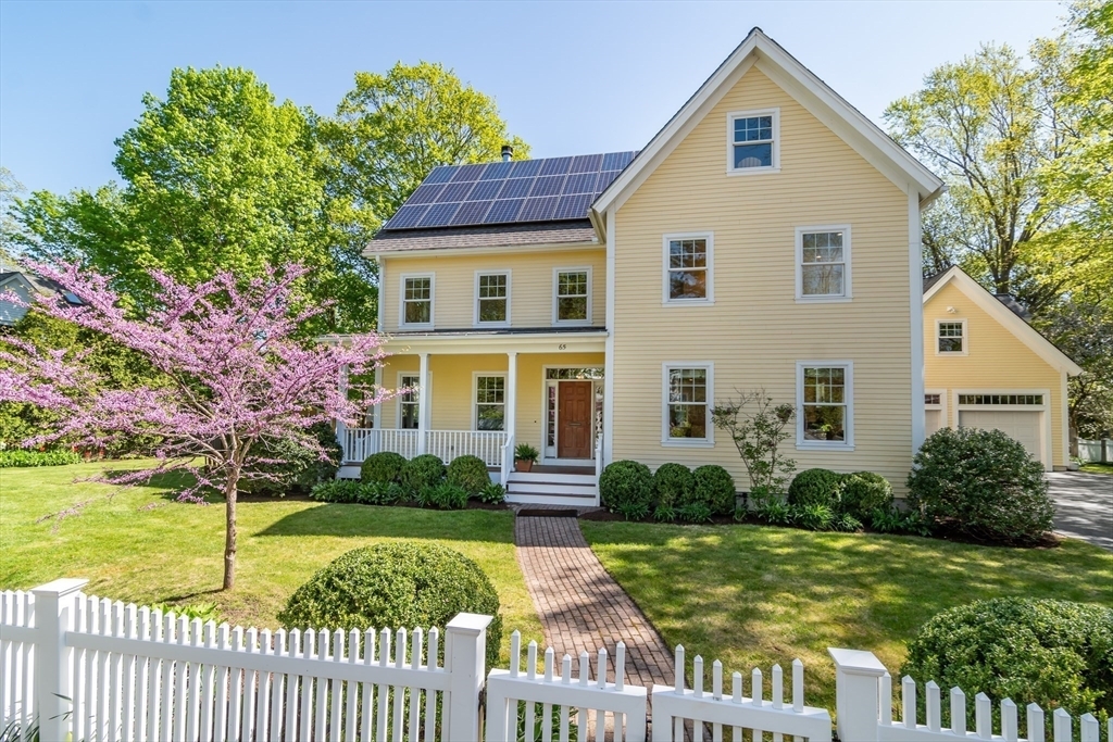 Property Photo:  65 Kingsbury Street  MA 02481 