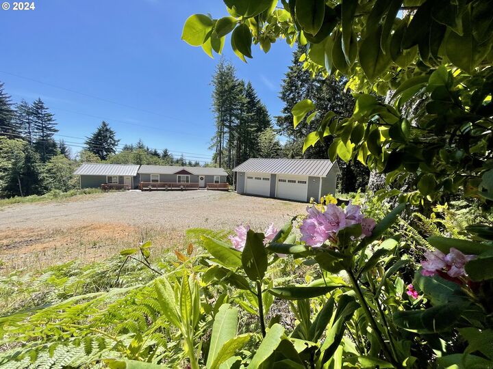 95746 Horton Ln  Brookings OR 97415 photo