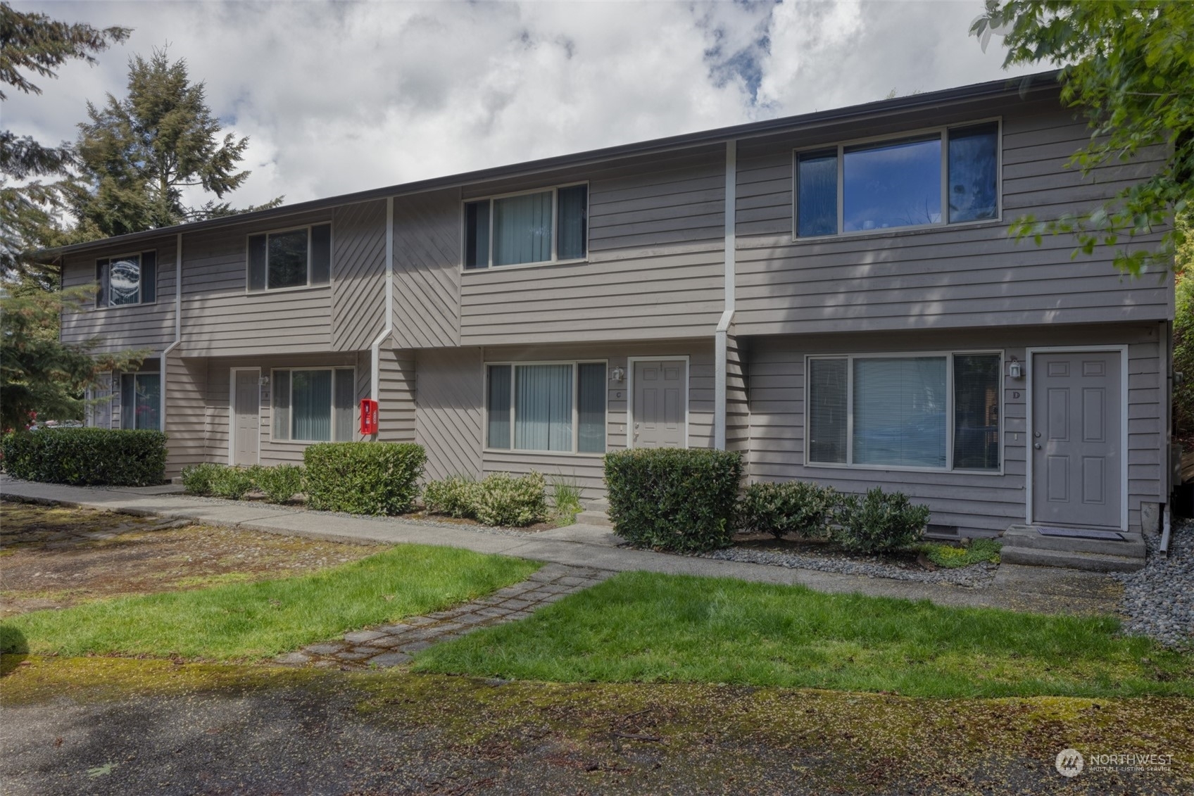 Property Photo:  5001 Graham Way 1-4  WA 98275 