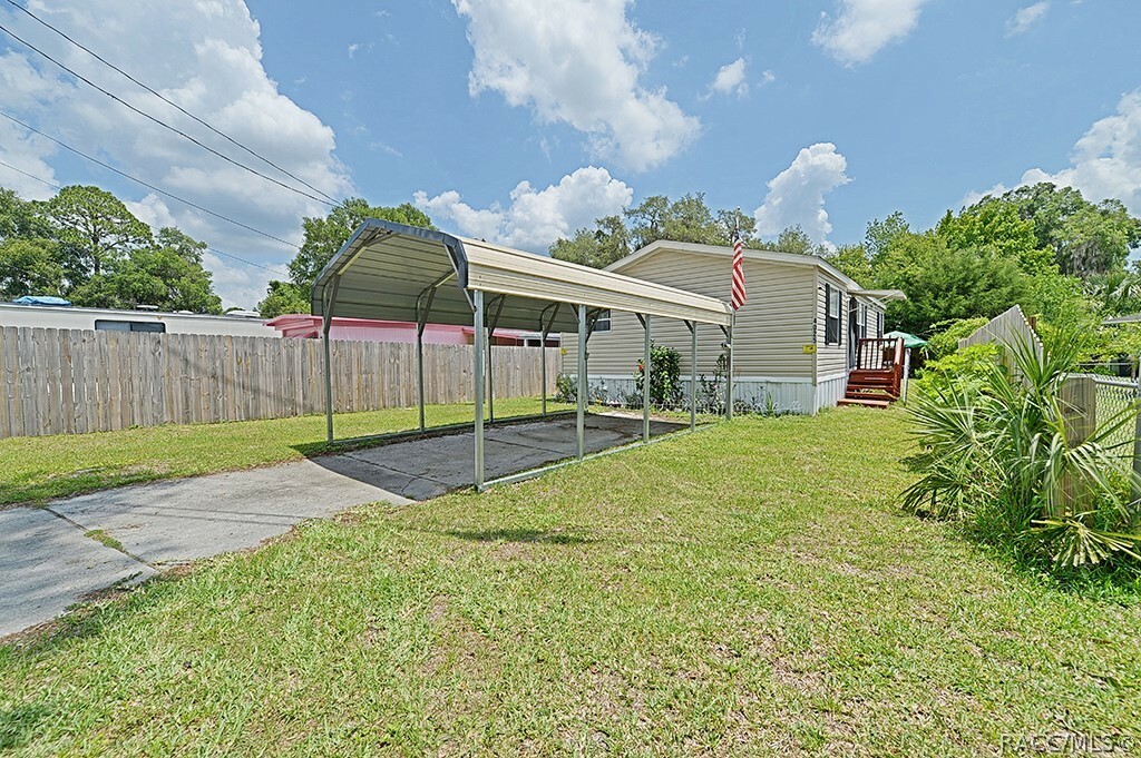 Property Photo:  4025 N Bluewater Drive  FL 34442 