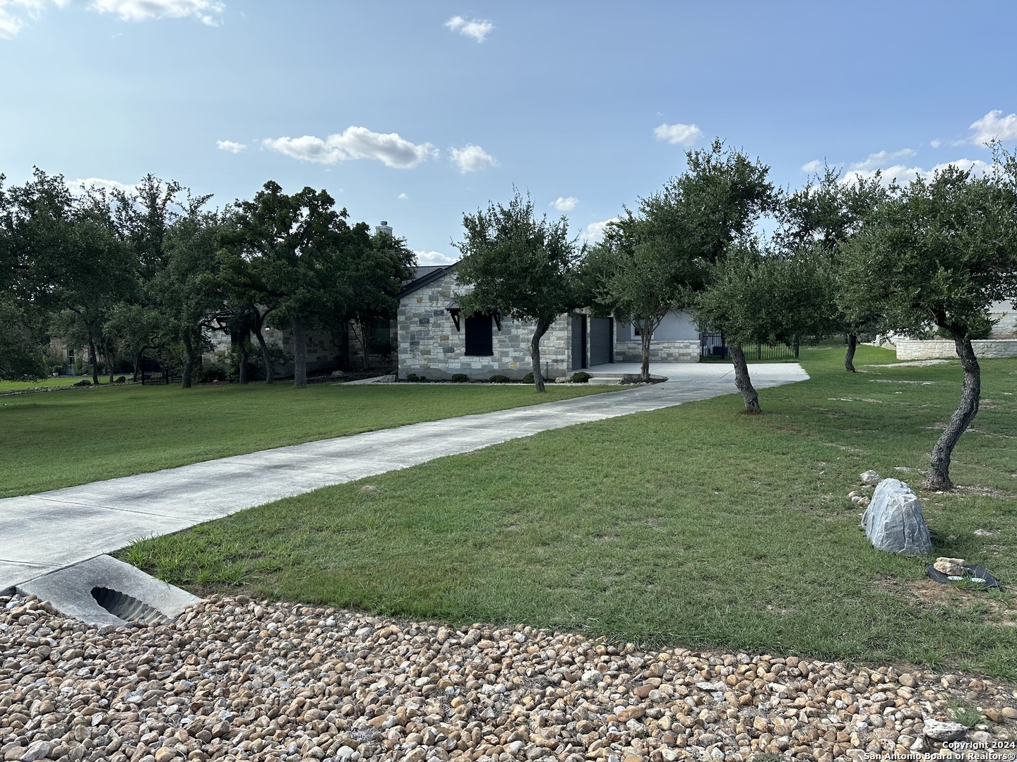 Property Photo:  1194 Glenwood Loop  TX 78163 