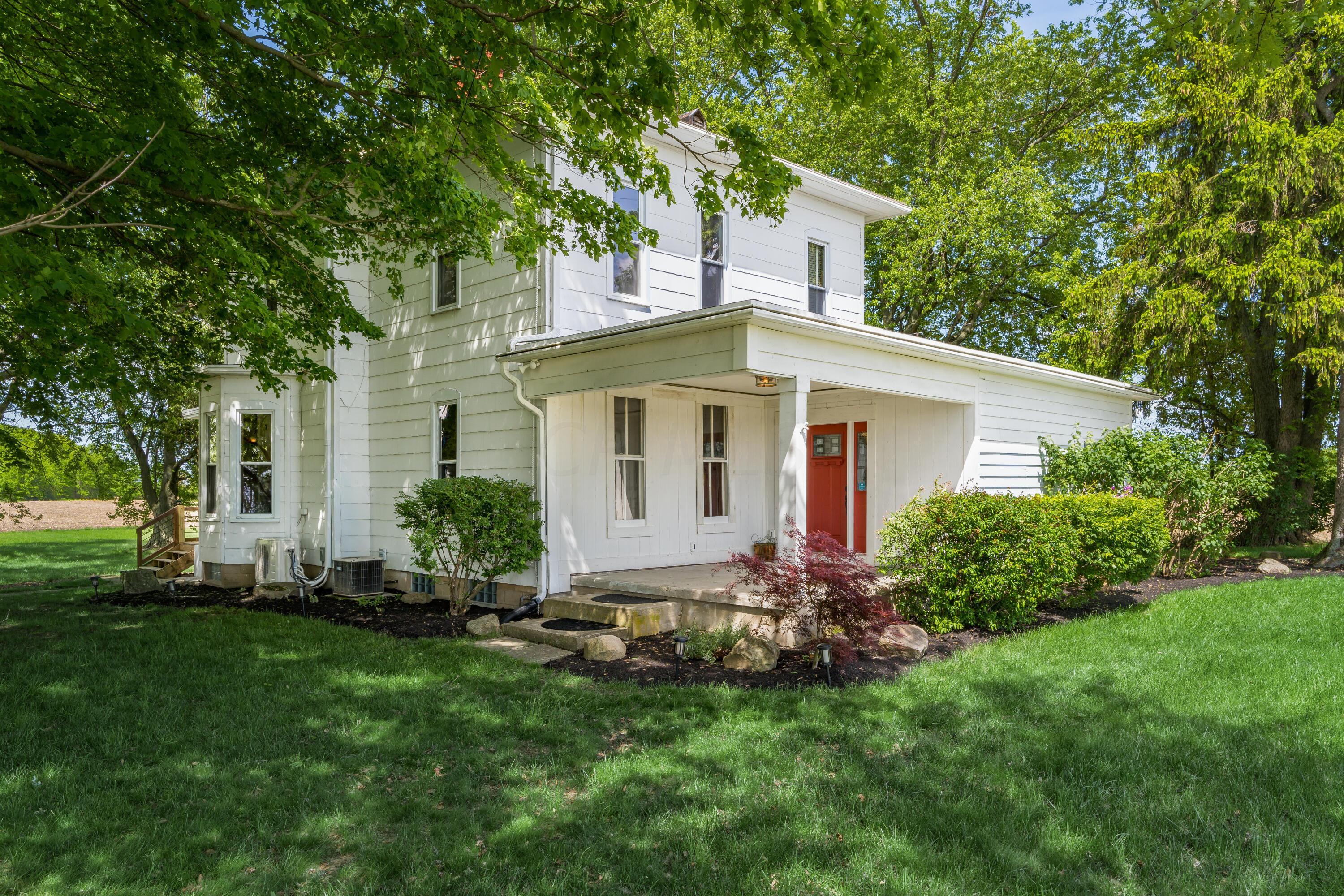 Property Photo: 1380 Baltimore Somerset NE Road OH 43105