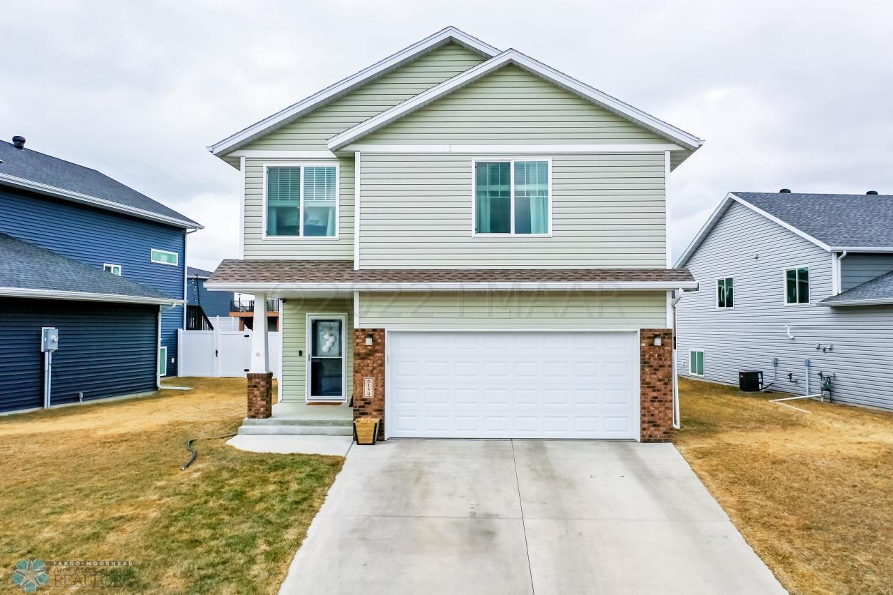 Property Photo:  6159 58 Street S  ND 58104 