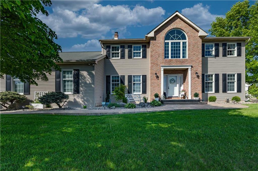Property Photo: 2853 Buena Vista Drive PA 18014