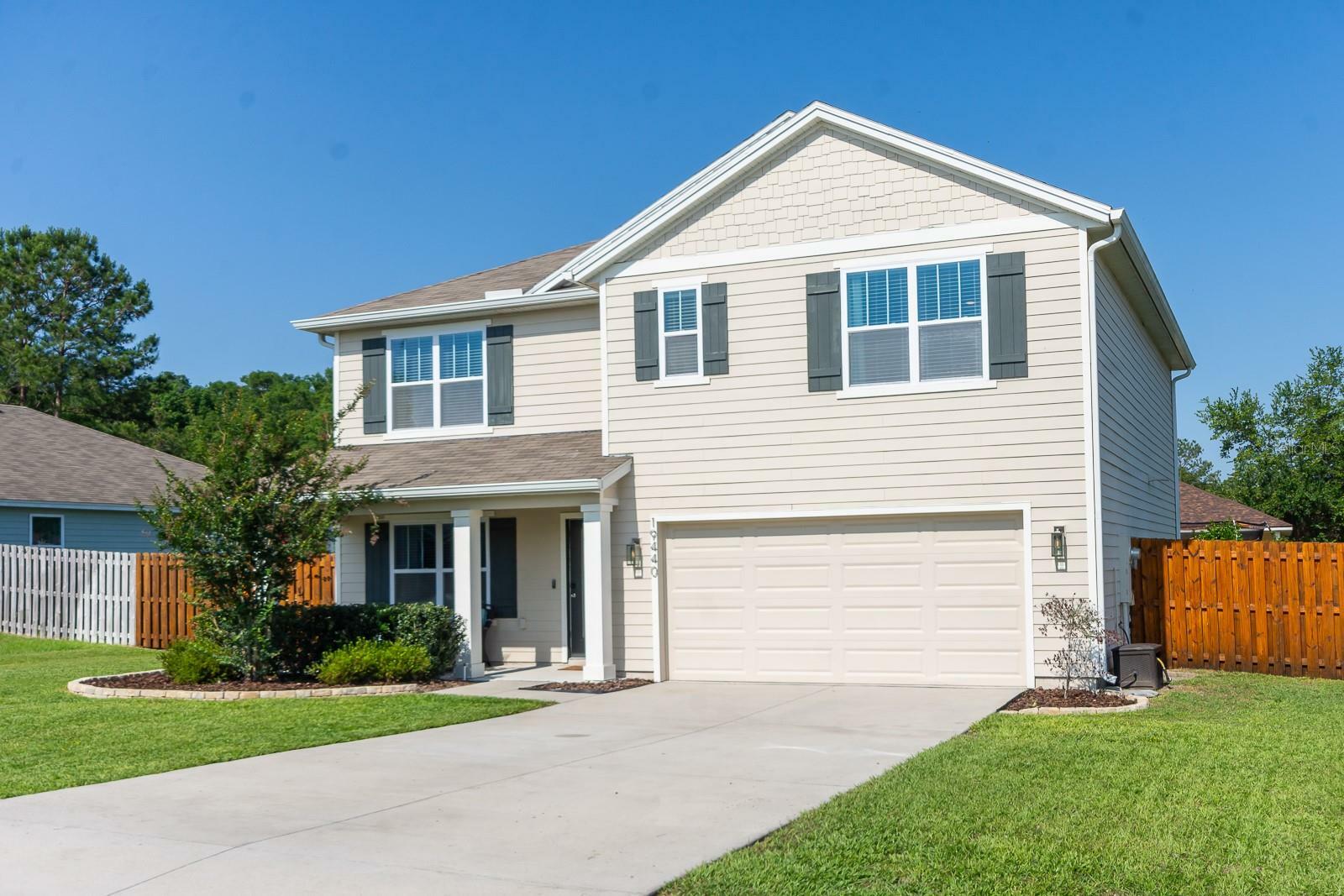 Property Photo: 19440 NW 229th Street FL 32643