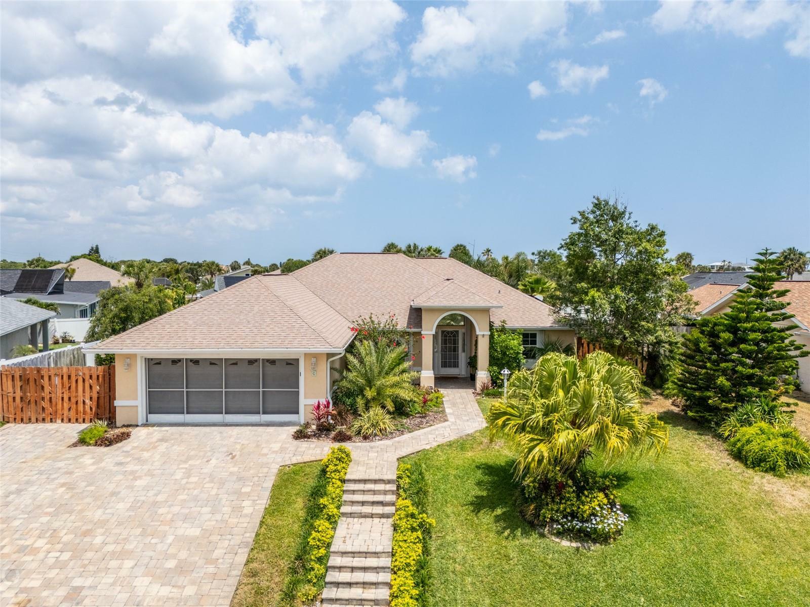 Property Photo: 3 Seabridge Drive FL 32176