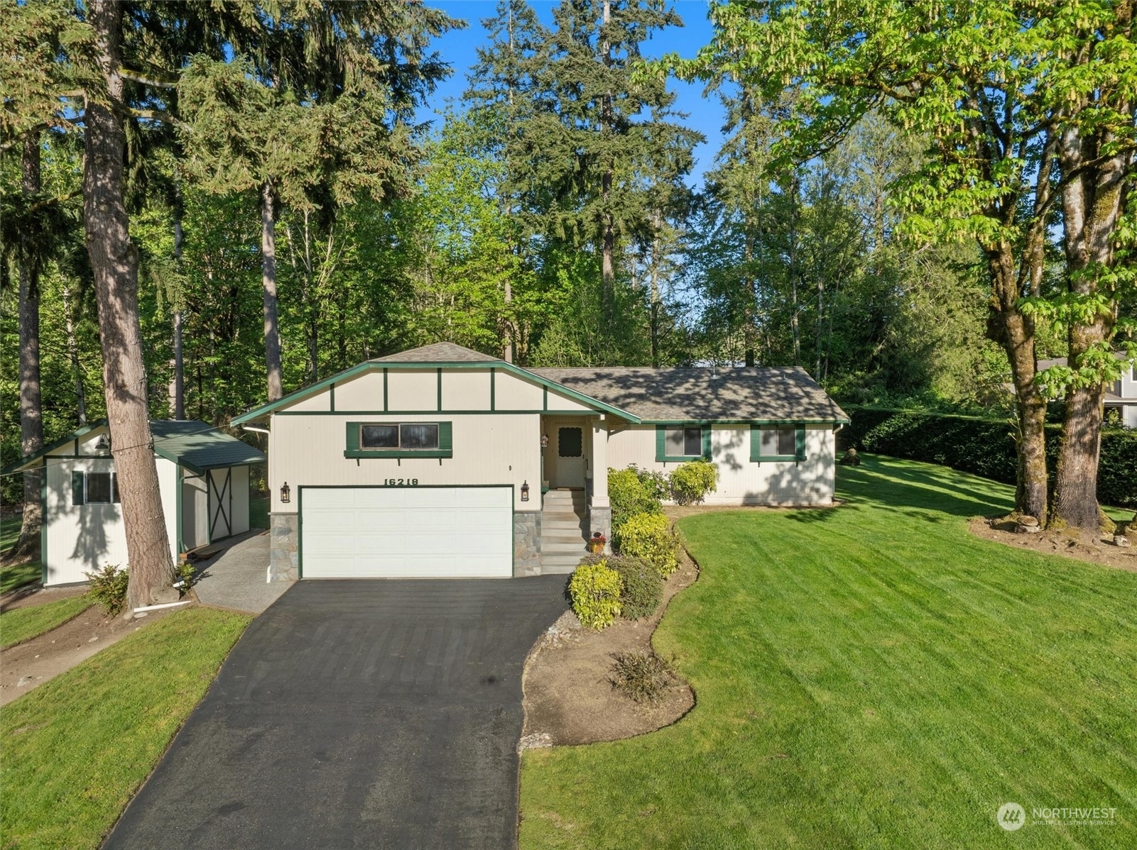 16218 216th Avenue NE  Woodinville WA 98077 photo