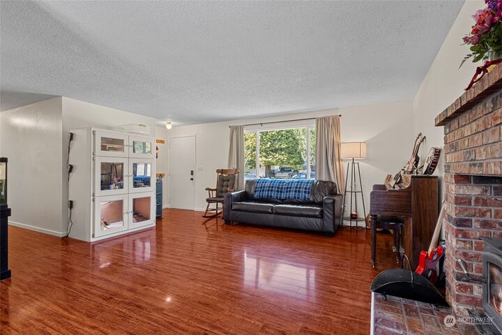Property Photo: 813 Lucas Drive WA 98284