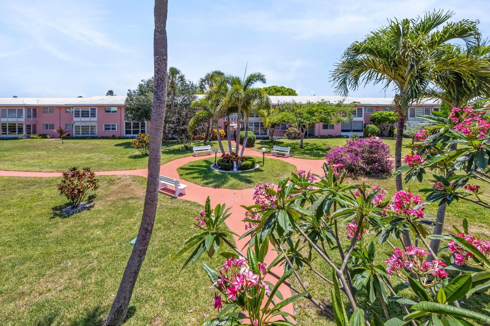 Property Photo: 300 NE 20th Street 6310 FL 33431