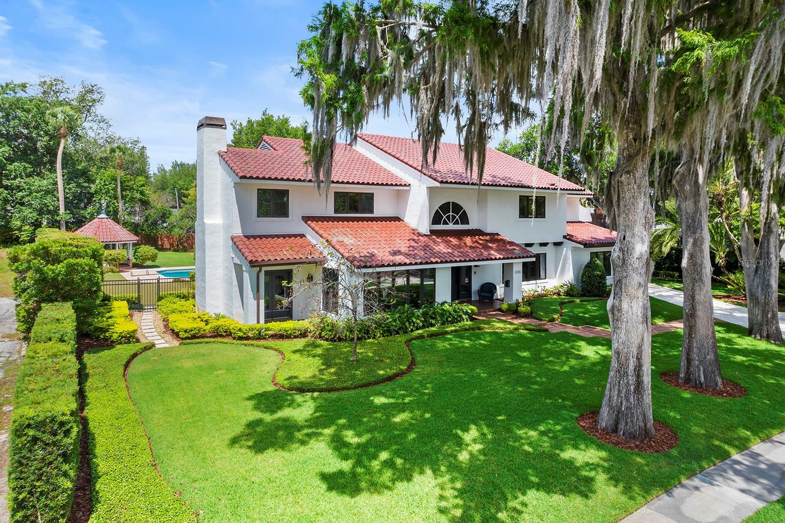 Property Photo:  1135 Lakeview Drive  FL 32789 