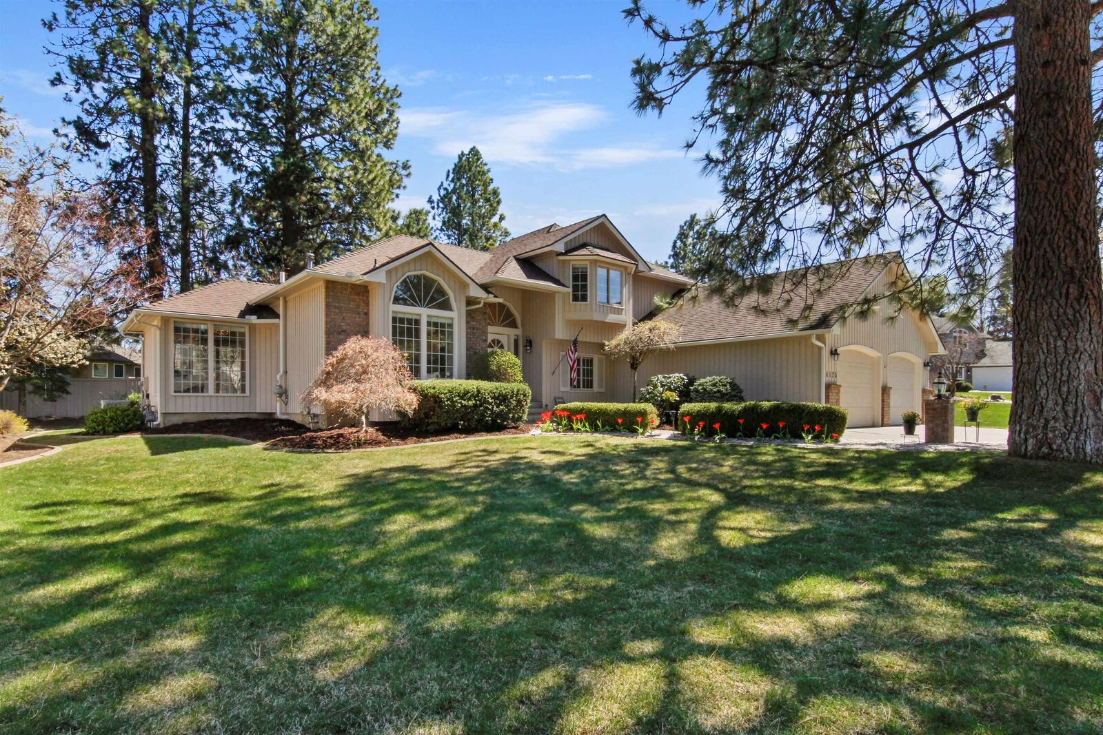 Home for sale in Spokane 4125 S Lloyd Rd, Spokane, WA 99223