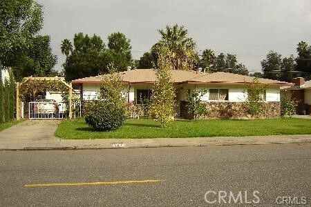 Property Photo:  3473 Sunnyside Drive  CA 92506 