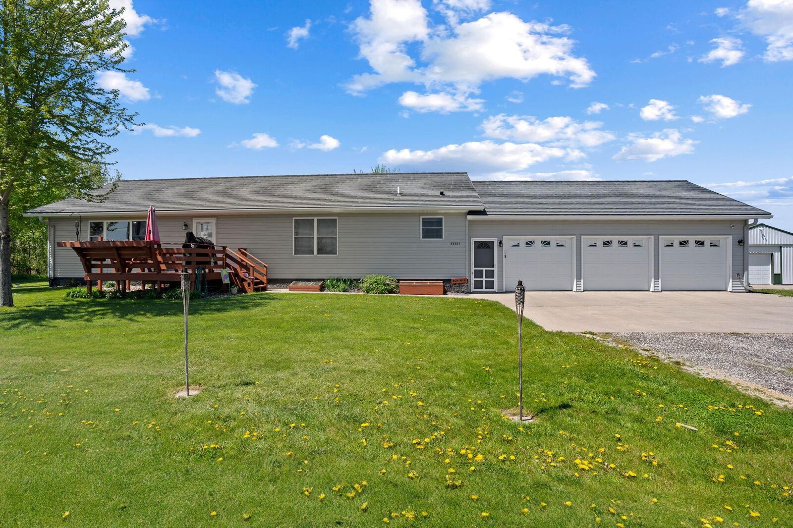 Property Photo:  38885 180th Street  MN 56093 