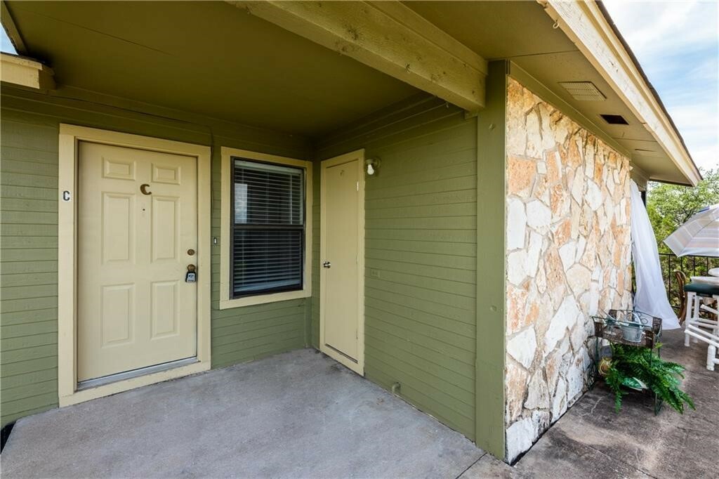 Property Photo:  21465 Coyote Trail  TX 78645 