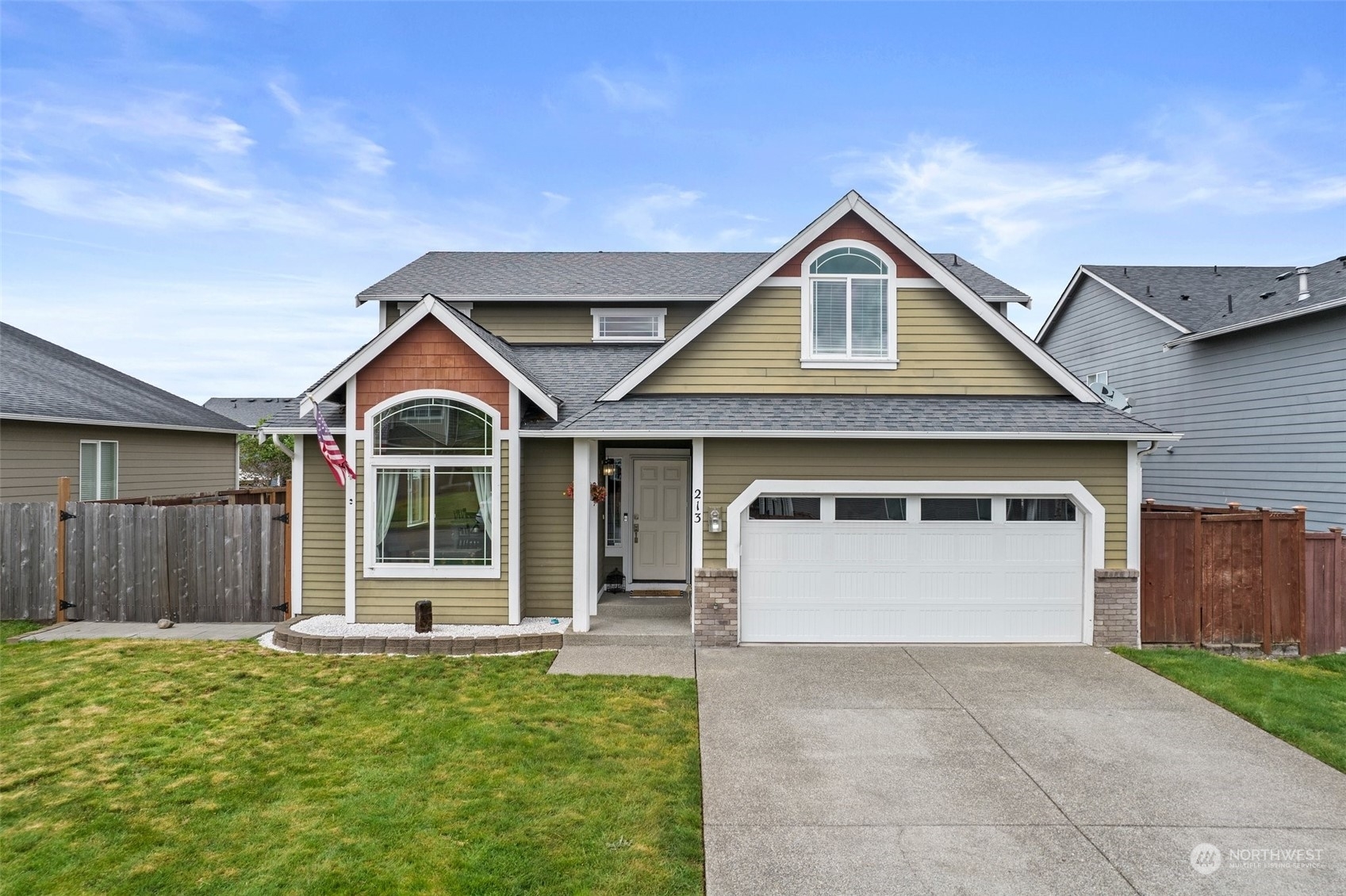 Property Photo:  213 Williams Boulevard NE  WA 98360 