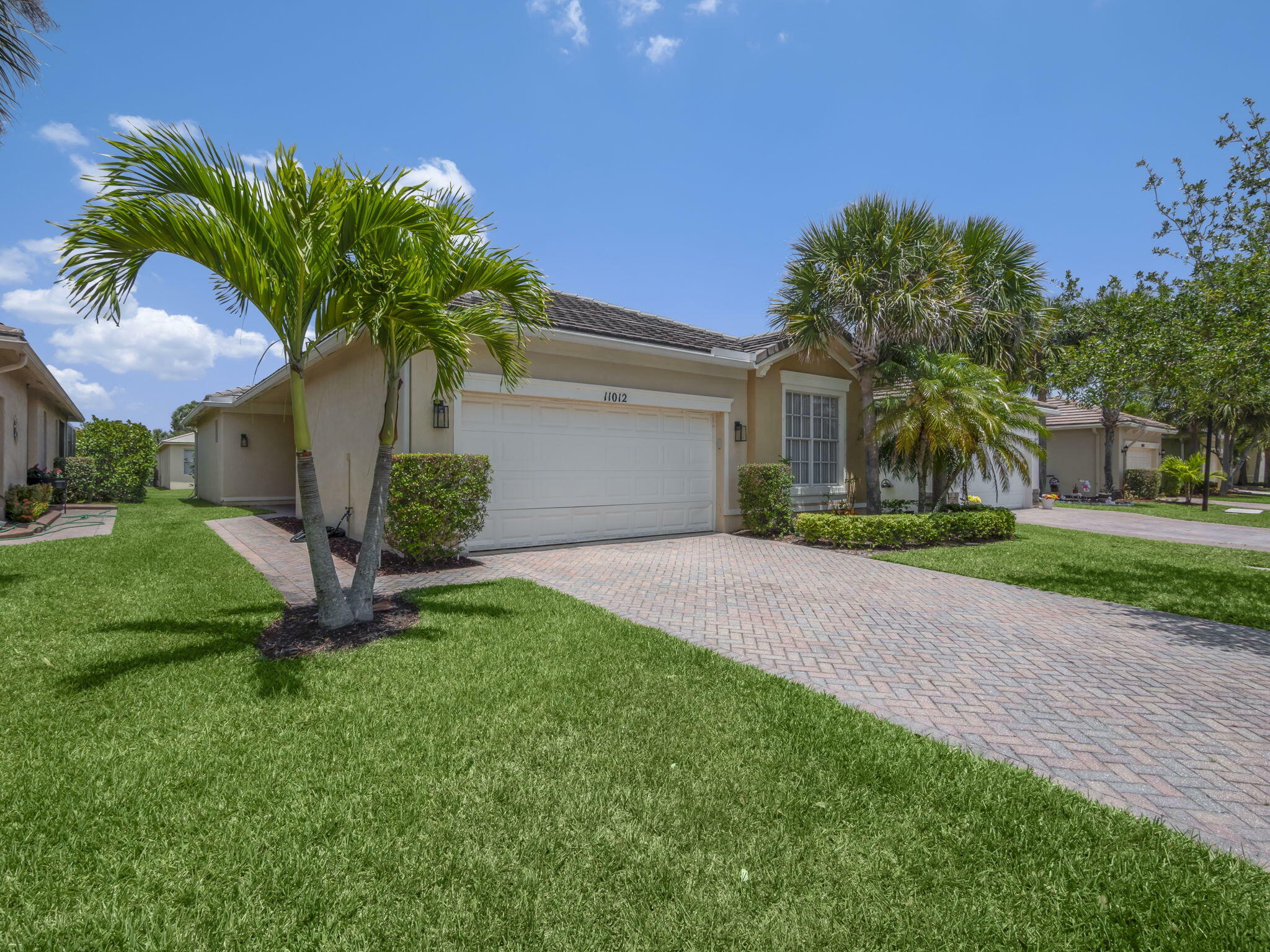 Property Photo:  11012 SW Dunhill Court  FL 34987 