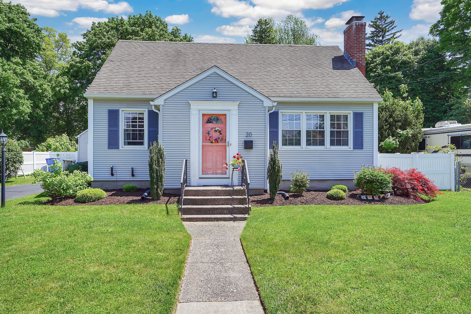 Property Photo: 20 Clyde Road CT 06042