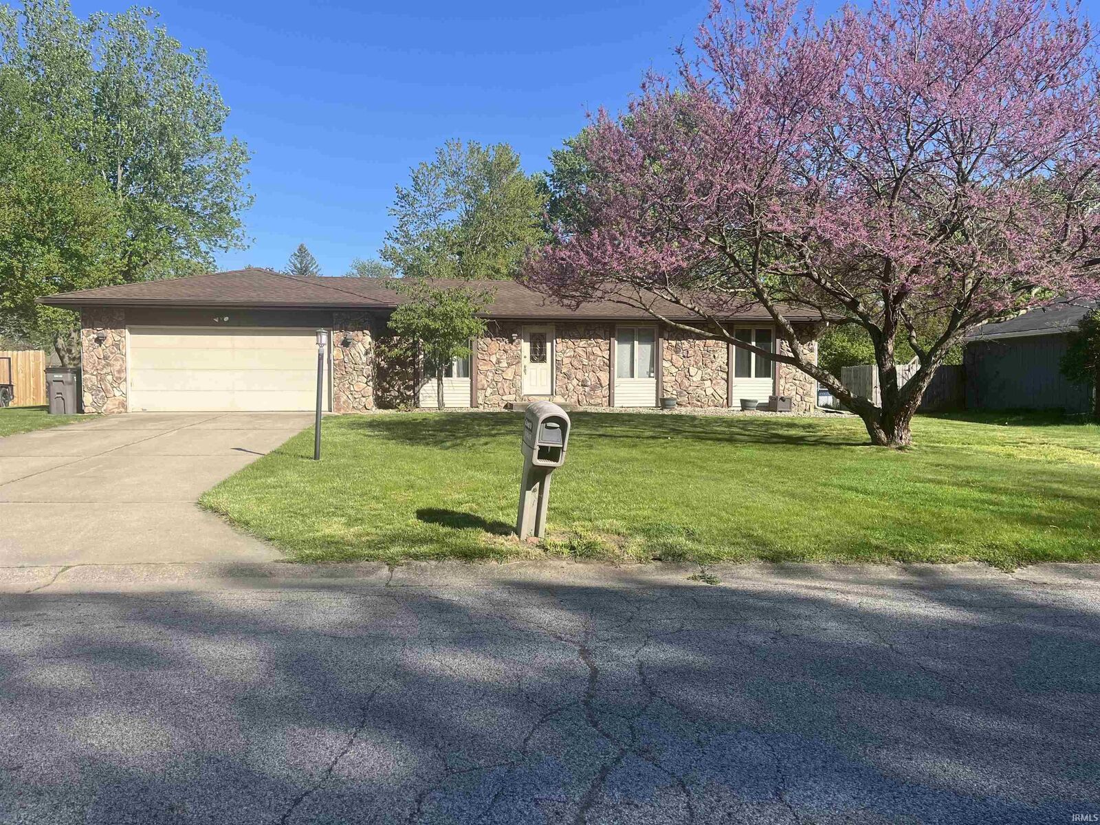 Property Photo:  59754 Spicewood Drive  IN 46528 