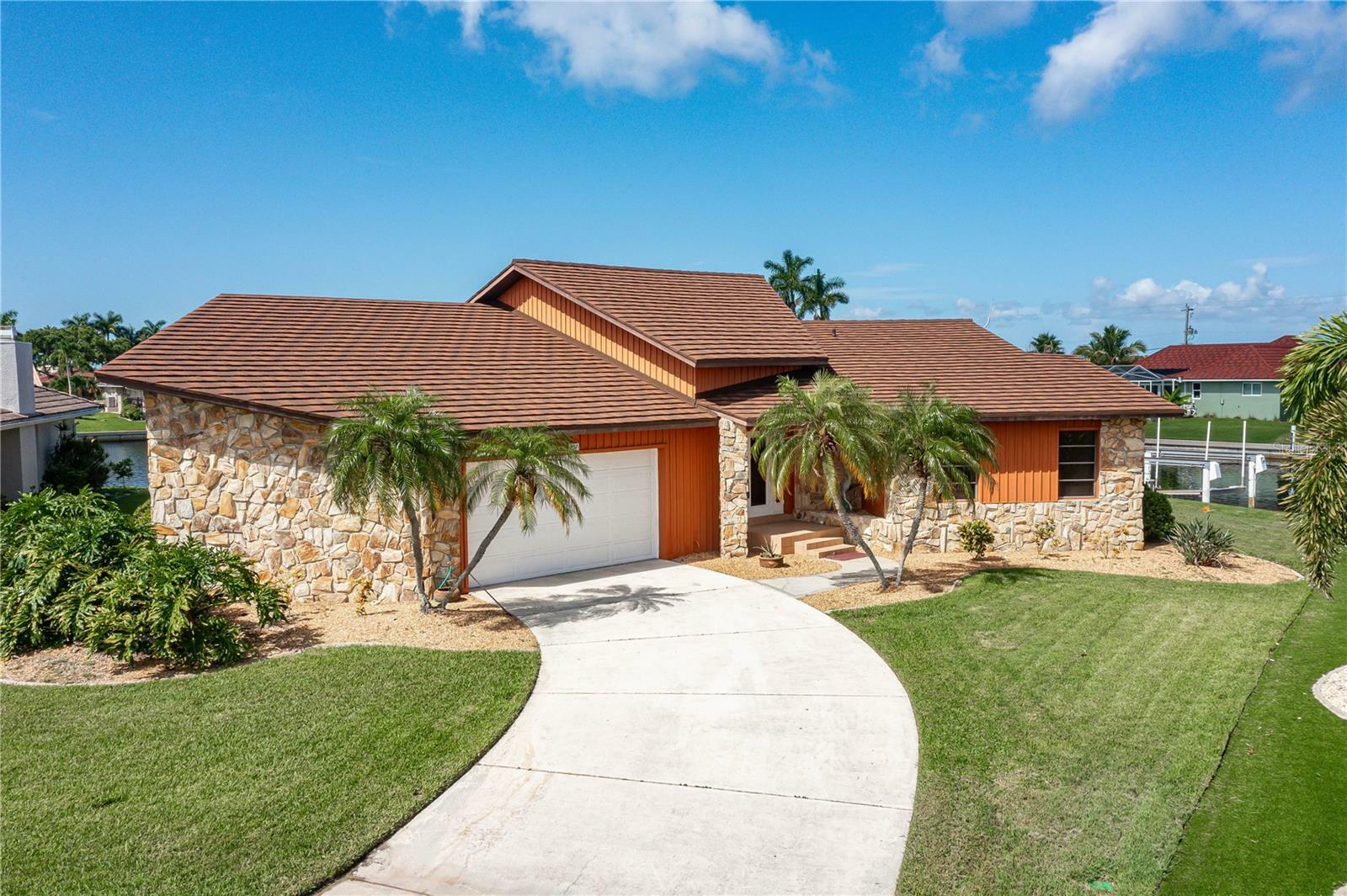 Property Photo:  257 Di Vinci Drive  FL 33950 