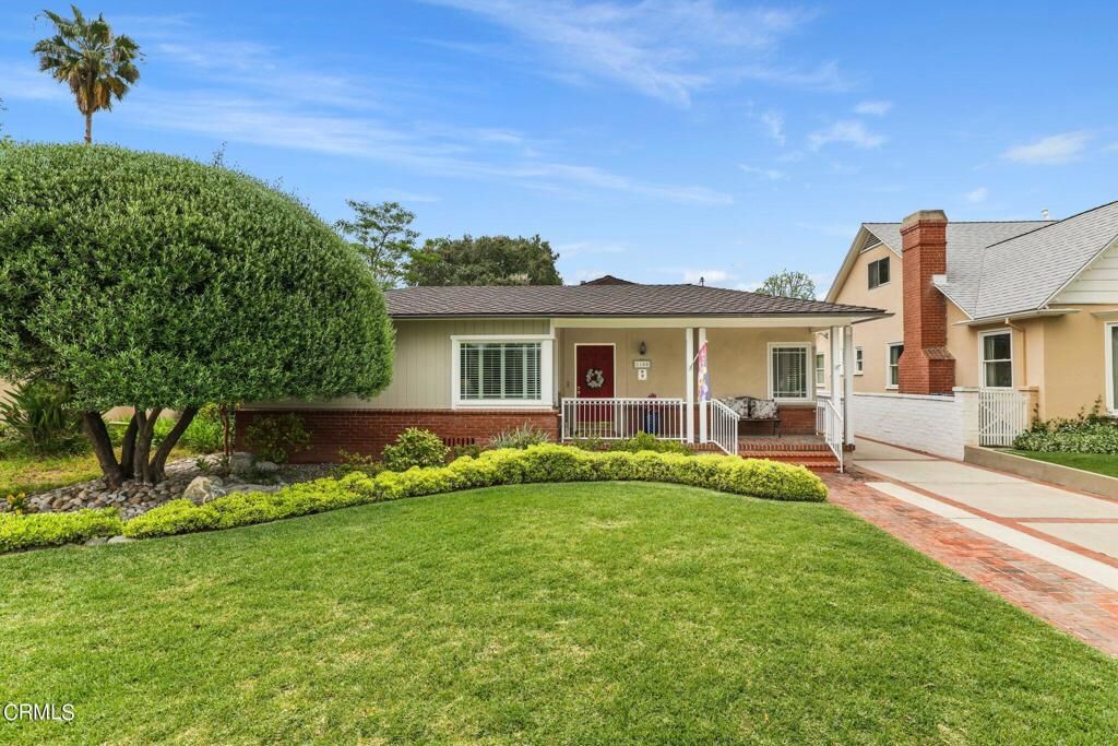 Property Photo:  1105 N Hidalgo Avenue  CA 91801 