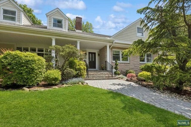 Property Photo:  37 Lane Drive  NJ 07631 