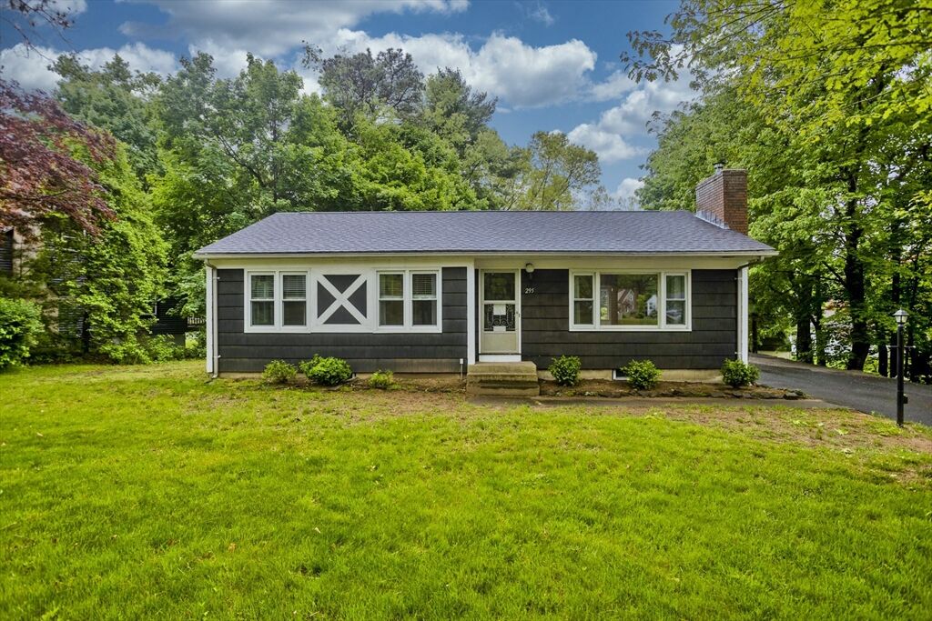 Property Photo: 295 Valley View Dr MA 01085